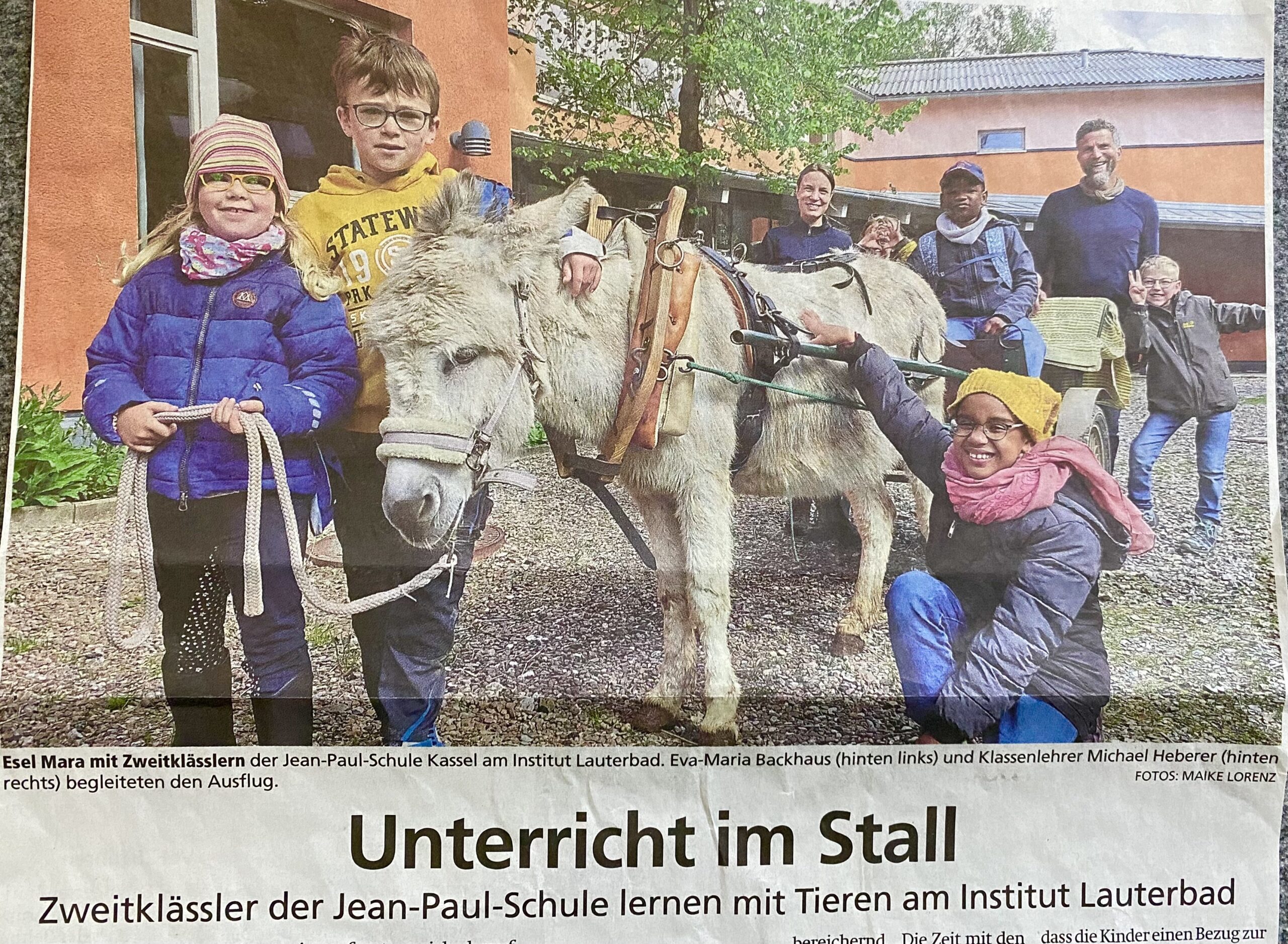 Berichterstattung der Hessische/ Niedersächsische Zeitung über das Projekt „Tierzeit“ der 2. Klasse der Jean-Paul-Schule Kassel